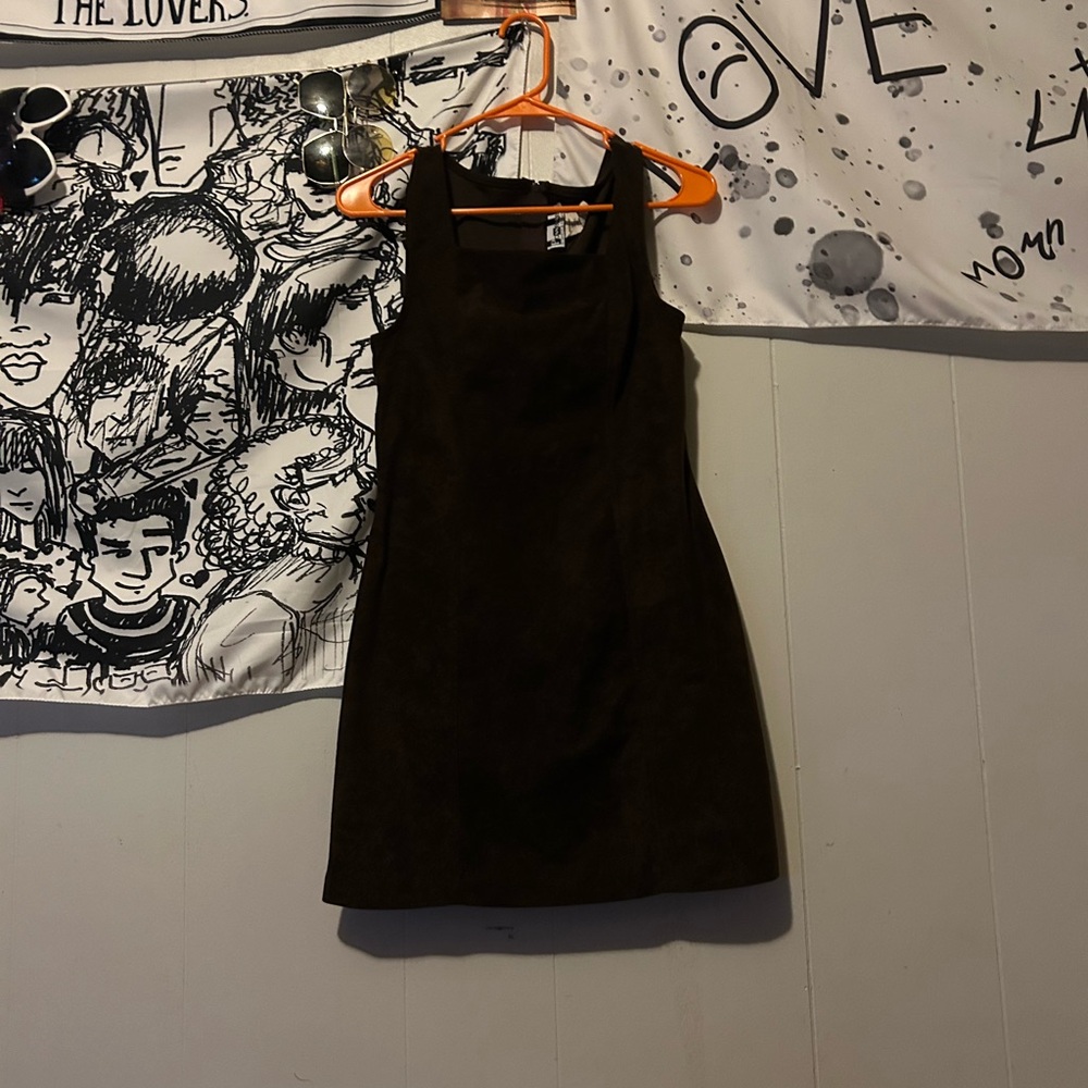 Elegant Brown Sleeveless Dress